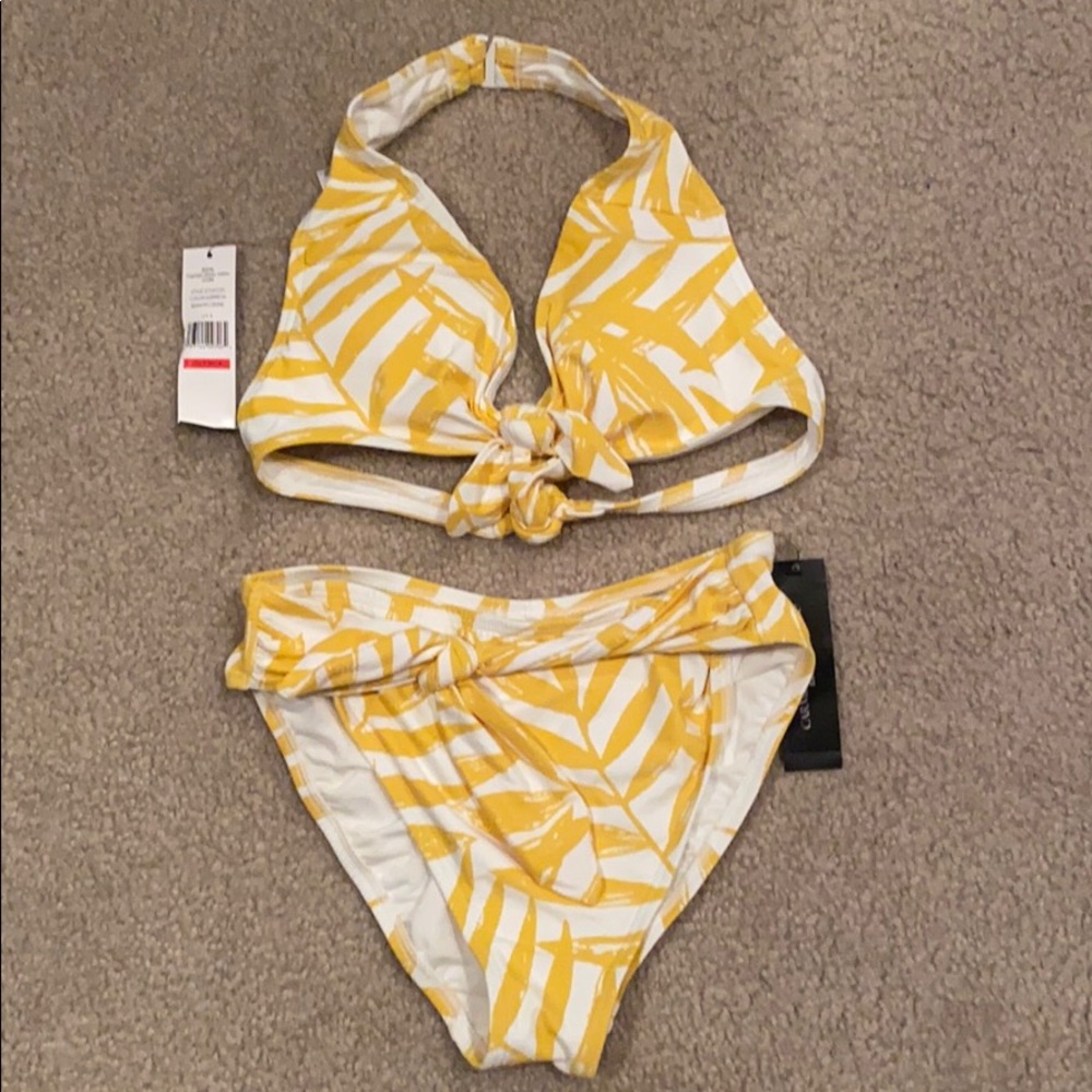 Carmen Marc Valvo bikini. NWT. Size XS